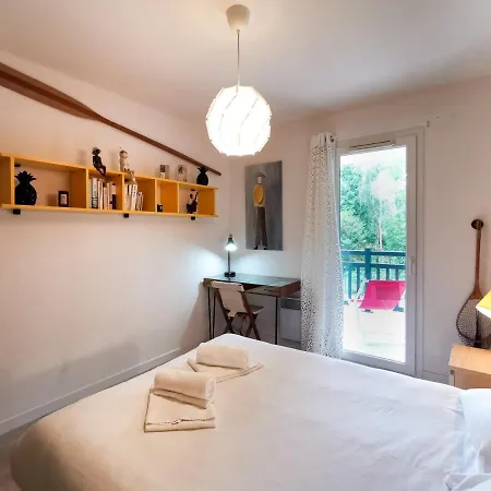 Loraldia - Avec Piscine, Parking Privé Et Wifi Appartement