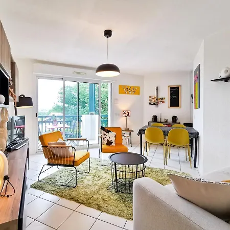 Loraldia - Avec Piscine, Parking Privé Et Wifi